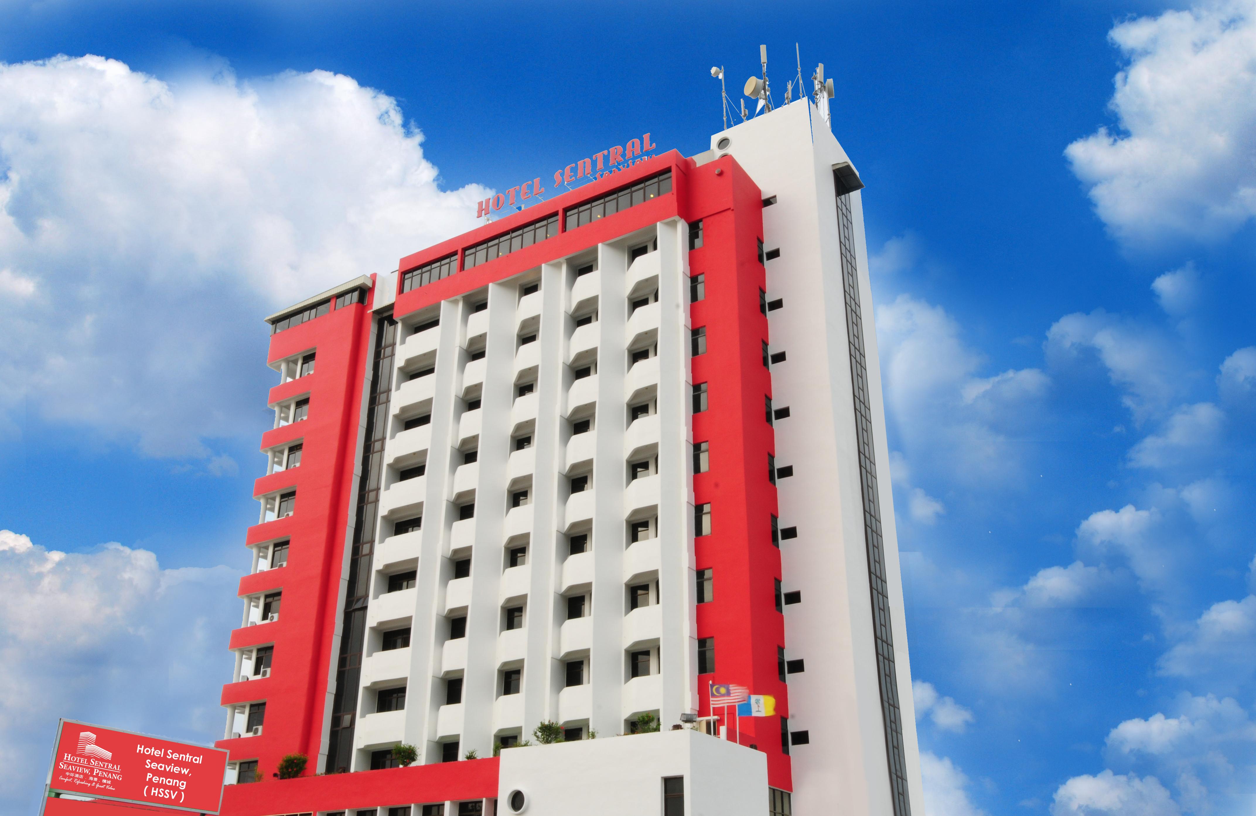 Hotel Sentral Seaview @ ​Beachfront Танджунг-Бунга Экстерьер фото